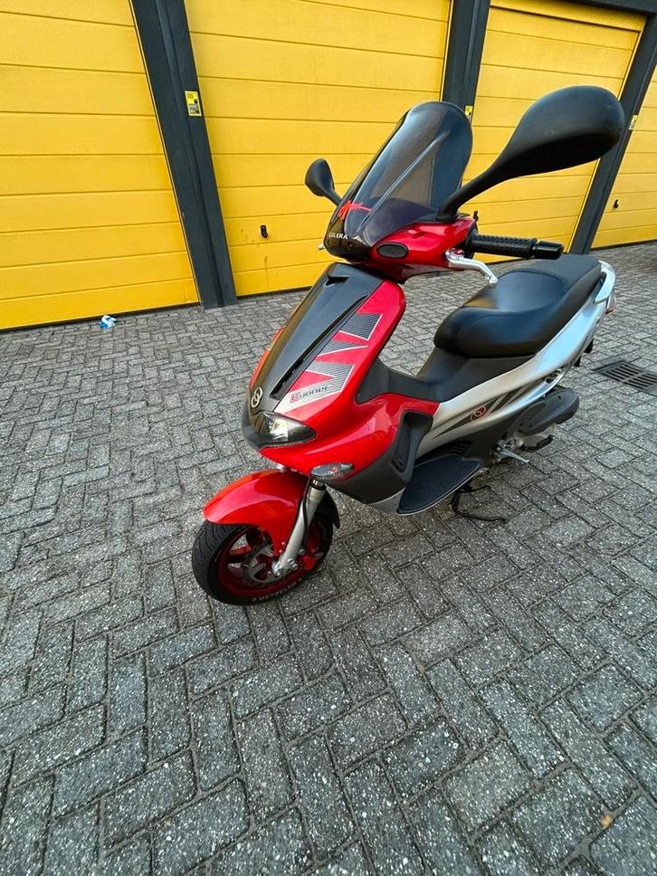 Gilera Runner 180cc sp pro DD Zgan Kanon!, Fietsen en Brommers, Scooters | Overige merken, Zo goed als nieuw, Benzine, Ophalen of Verzenden