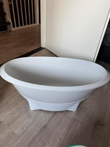 Baby badje beschikbaar voor biedingen
