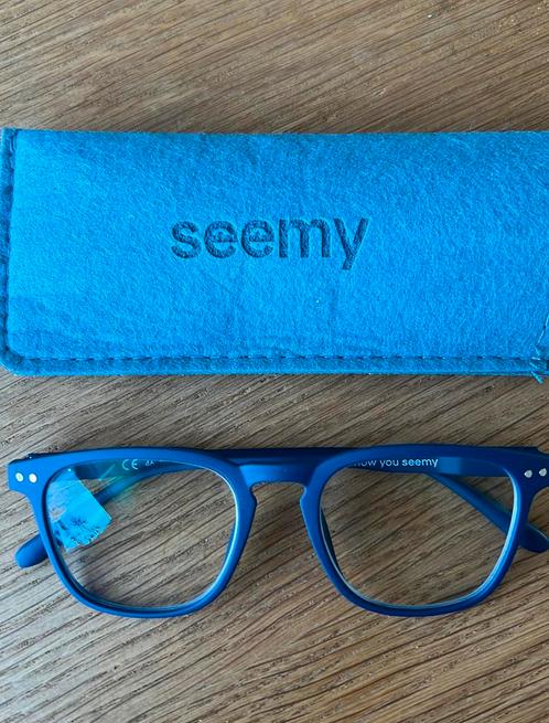Seemy: Navy Blue ‘the Classic’- bluelight blocking glasses, Sieraden, Tassen en Uiterlijk, Zonnebrillen en Brillen | Heren, Zo goed als nieuw