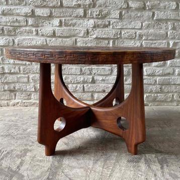 zeldzame vintage salontafel Angel Pazmino beschikbaar voor biedingen