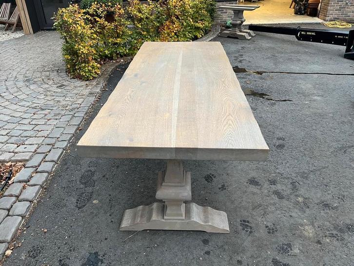 Ambachtelijk handgemaakte Robuuste Eikenhouten Eettafel, Huis en Inrichting, Tafels | Eettafels, 200 cm of meer, Rechthoekig, Eikenhout