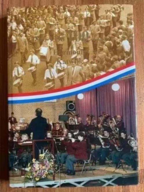 100 jaar Harmonie Katwijk . Henk van Beek, Boeken, Geschiedenis | Stad en Regio, Zo goed als nieuw, Ophalen of Verzenden