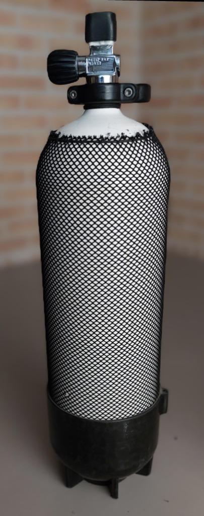 3)10 liter duikfles keur  DIN  INT insert  net kraan voet, Watersport en Boten, Duiken, Zo goed als nieuw, Duikfles, Ophalen of Verzenden