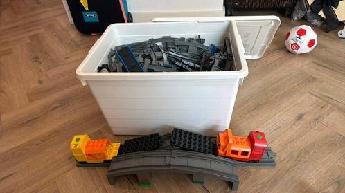 Lego duplo treinen (electrisch+geluid), Kinderen en Baby's, Speelgoed | Duplo en Lego, Gebruikt, Duplo, Losse stenen, Ophalen of Verzenden