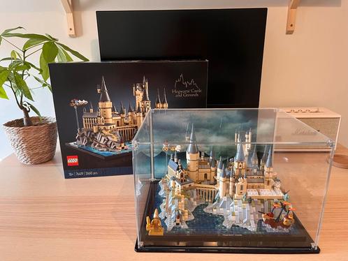 Lego Hogwarts Castle and Grounds 76419 met Display case, Kinderen en Baby's, Speelgoed | Duplo en Lego, Ophalen