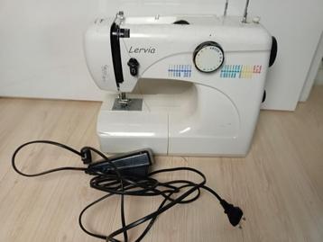 Elektrische naaimachine  vintage Lervia beschikbaar voor biedingen