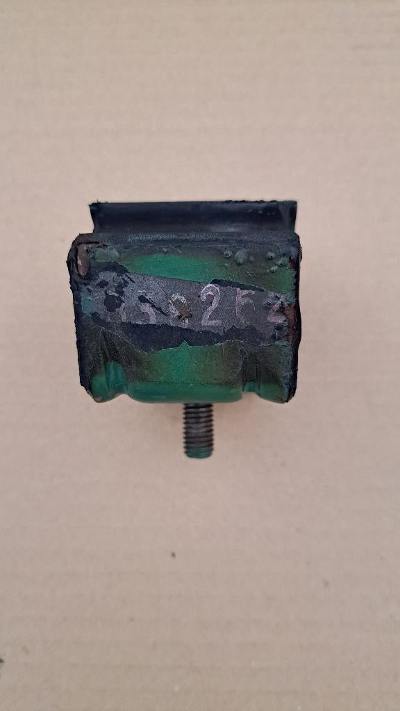 Motorsteun volvo penta, Ophalen of Verzenden, Gebruikt, Motor en Techniek, Zeilboot of Motorboot