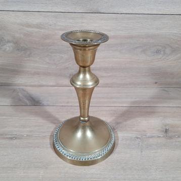 Messing kandelaar, 19 cm hoog beschikbaar voor biedingen