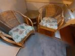 rieten stoelen + tafeltje, Ophalen, Gebruikt, Twee, Bruin