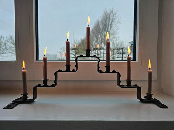 Zweedse smeedijzeren kaarsenhouder/ kandelaar, Antiek en Kunst, Curiosa en Brocante, Ophalen of Verzenden