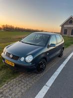 Volkswagen Polo 1.4 55KW 2004 Groen, Auto's, Voorwielaandrijving, 4 cilinders, Origineel Nederlands, Handgeschakeld