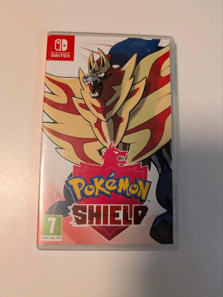 Pokemon Shield - Nintendo Switch, Spelcomputers en Games, Games | Nintendo Switch, Zo goed als nieuw, Role Playing Game (Rpg)