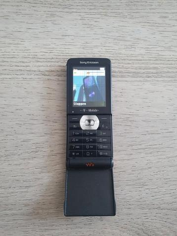 Zeldzame Sony Ericsson W350i walkman beschikbaar voor biedingen