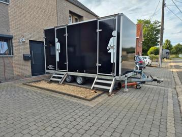 TE HUUR : diverse toiletwagens beschikbaar voor biedingen