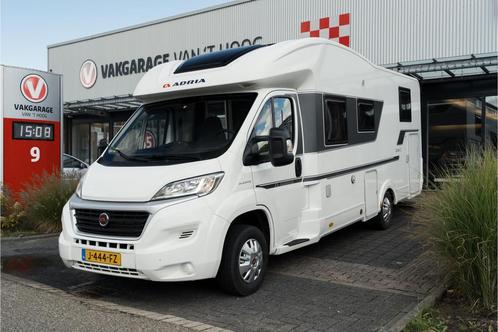 Adria CORAL S 670SC Trekhaak (bj 2017), Caravans en Kamperen, Campers, Bedrijf, tot en met 3, Adria, Diesel, Handgeschakeld, 8 meter en meer