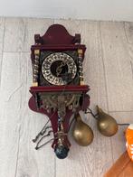 Antieke Wandklok met Gewichten, Antiek en Kunst, Antiek | Klokken, Ophalen of Verzenden