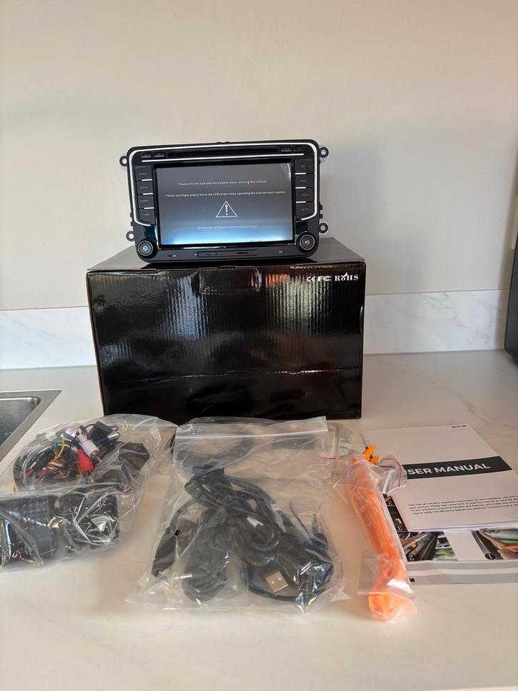 Autoradio voor VW Golf 5 / 6 met Carplay & DAB+, Auto diversen, Autoradio's, Nieuw, Ophalen of Verzenden