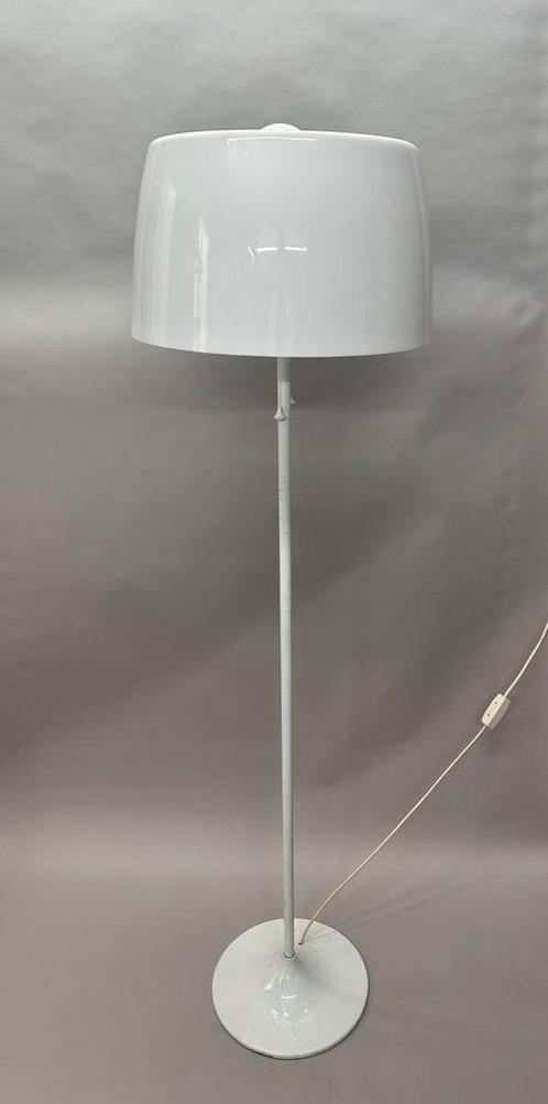 Zeldzame Mid Century Space Age vloerlamp van Willem Hagoort, Huis en Inrichting, Lampen | Vloerlampen, Zo goed als nieuw, 150 tot 200 cm