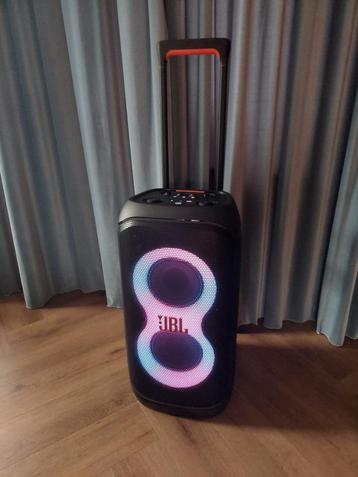 Te huur - JBL Partybox 320 - #geluidsbox - #huren #karaoke beschikbaar voor biedingen