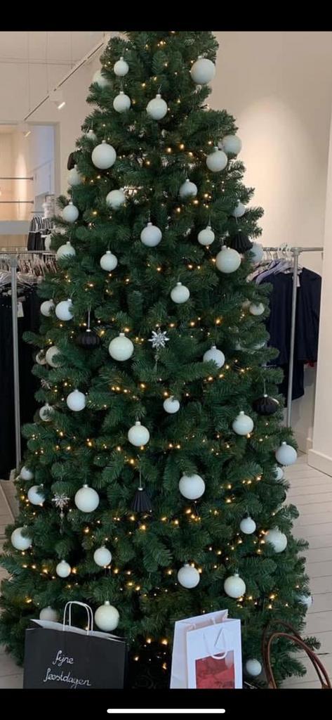 Kunstkerstboom Nordic Blauwspar, Diversen, Kerst, Zo goed als nieuw, Ophalen