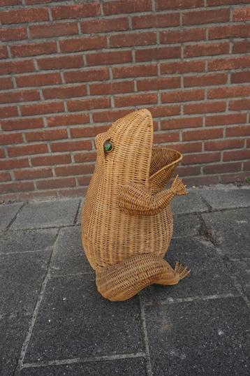 Vintage rieten kikker 50 cm jaren 60 70 beschikbaar voor biedingen