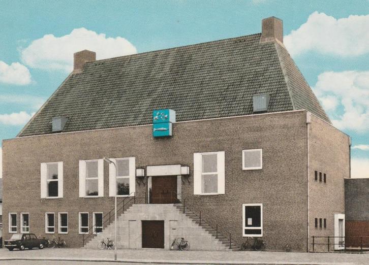 GENEMUIDEN Gemeentehuis, Verzamelen, Ansichtkaarten | Nederland, Ongelopen, Noord-Brabant, 1960 tot 1980, Verzenden