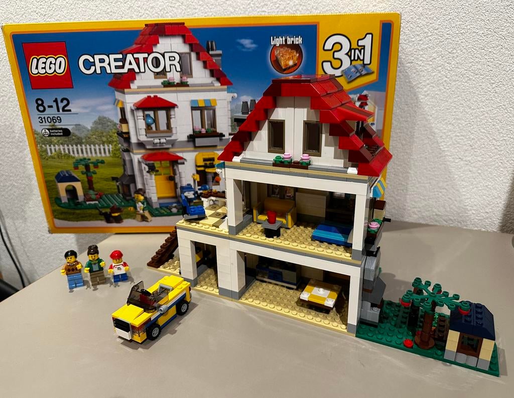 LEGO Creator 31069 Modulaire Familievilla, Kinderen en Baby's, Speelgoed | Duplo en Lego, Zo goed als nieuw, Lego, Complete set