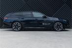 BMW 5 Serie Touring 550e xDrive M-Sport Pro Pano ACC M Stoel, Automaat, Gebruikt, Zwart, 2000 kg