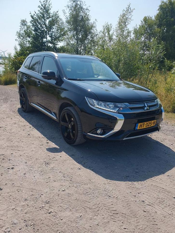 Mitsubishi outlander 2.0 PHEV, leer, 360 camera, trekhaak, Auto's, Mitsubishi, Particulier, Outlander, 360° camera, 4x4, ABS, Achteruitrijcamera