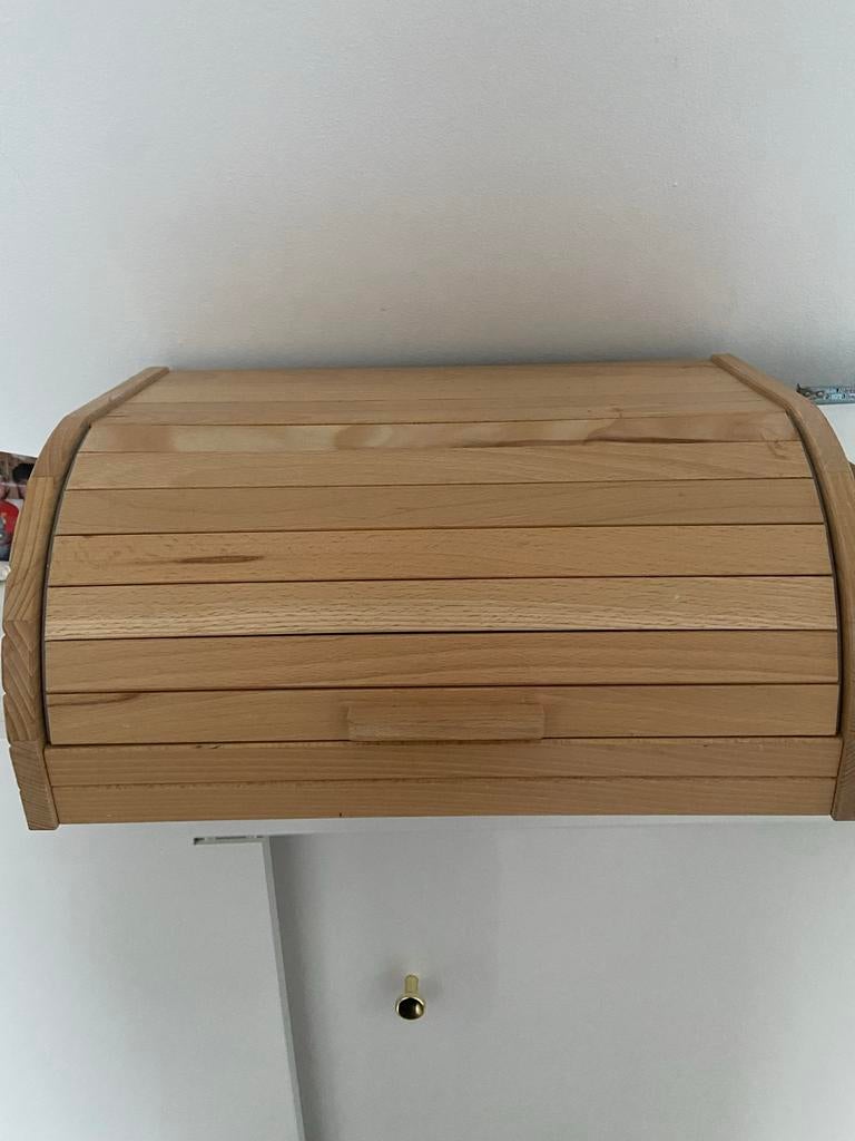 Broodkastje van hout, Ophalen, Gebruikt