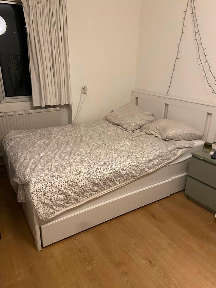 Songesand bedframe IKEA, Huis en Inrichting, Slaapkamer | Bedden, Gebruikt, Tweepersoons, 140 cm, 200 cm, Hout, Wit, Ophalen