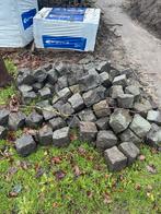 Gratis Kinderkopjes / Casseien - Ca. 100 stuks, Tuin en Terras, Tegels en Klinkers, Ophalen, Gebruikt, Klinkers, Natuursteen