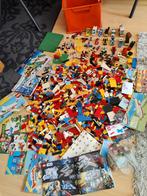 Krat met grote LEGO verzameling met een aantal boekjes, Gebruikt, Lego, Ophalen of Verzenden, X