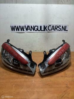 Koplampen set Opel Corsa C ('00-'06) beschikbaar voor biedingen