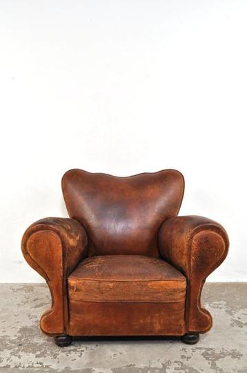 French art deco club chair fauteuil moustache 1930s  beschikbaar voor biedingen