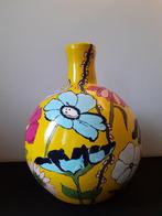 Vrolijke handbeschilderde vaas- kleurrijk bloemmotief, Ophalen of Verzenden, Nieuw, Glas, Minder dan 50 cm