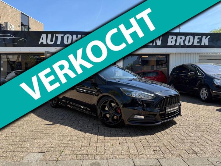 Ford Focus Wagon 2.0 ST 250Pk Navi Cruise Climate Ctr Camera, Auto's, Ford, Bedrijf, Te koop, Focus, ABS, Airbags, Airconditioning