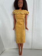 Vintage Barbie PAK Gebreide Jurk jaren 60, Ophalen of Verzenden, Gebruikt, Kleertjes