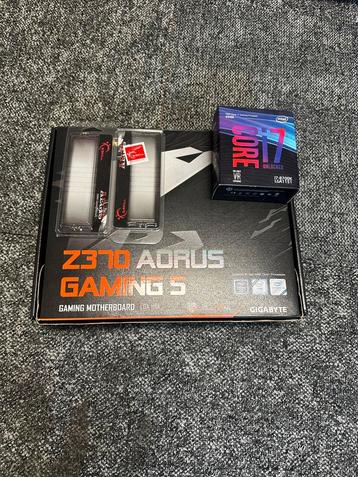 Upgrade set: Z370 Aorus Gaming 5 + i7-8700k + 32GB DDR4 beschikbaar voor biedingen