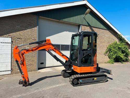 Hitachi ZX26U-6CR, Zakelijke goederen, Machines en Bouw | Kranen en Graafmachines, Graafmachine