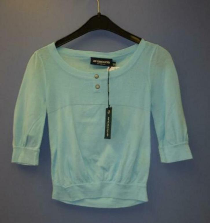 McGregor licht blauw truitje nieuw 2 knoopjes 128 nr 29129, Kinderen en Baby's, Kinderkleding | Maat 128, Nieuw, Meisje, Trui of Vest