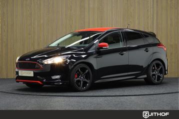 Ford Focus 1.5 Red Edition | Afneembare Trekhaak | Clima | S beschikbaar voor biedingen