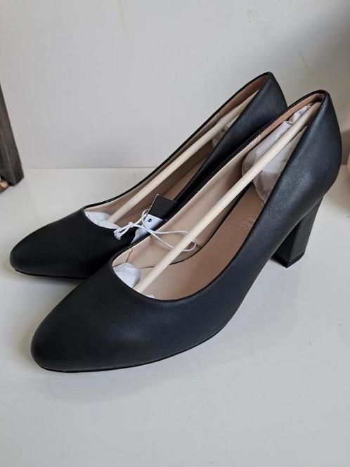 Esmara pumps echt leer suede zwart camel nieuw in doos 39, Kleding | Dames, Schoenen, Nieuw, Pumps, Zwart, Ophalen of Verzenden