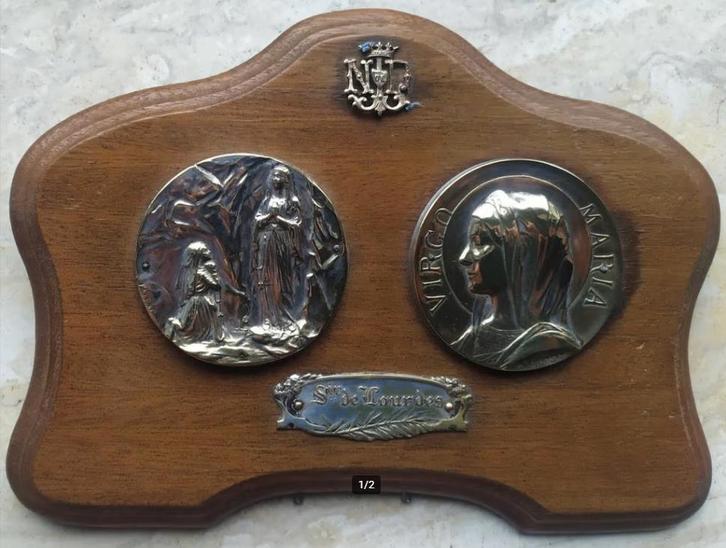 Frans vintage religieus Lourdes souvenir, Antiek en Kunst, Antiek | Religie, Ophalen of Verzenden