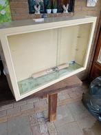 Vitrinekast  Staalen Hang Vitrinekast, Huis en Inrichting, Gebruikt, 150 tot 200 cm, 25 tot 50 cm, 50 tot 100 cm