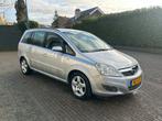 Opel Zafira 1.8 Automaat 2009 7 Persoons/ trekhaak/APK 11/26, Auto's, Opel, 4 cilinders, Zafira, 1403 kg, Zilver of Grijs