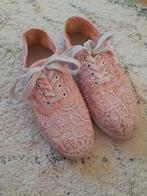 Pescara zalmroze kanten schoenen maat 37, Kleding | Dames, Schoenen, Pescara, Ophalen of Verzenden, Sneakers of Gympen, Roze
