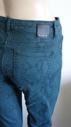 nieuwe NIKKIE jeans groen, Kleding | Dames, Spijkerbroeken en Jeans, Nieuw, Nikkie, W27 (confectie 34) of kleiner, Verzenden