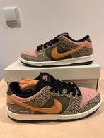 Nike Dunk SB Arts Rec maat 42, Ophalen of Verzenden, Zo goed als nieuw, Overige kleuren, Sneakers of Gympen