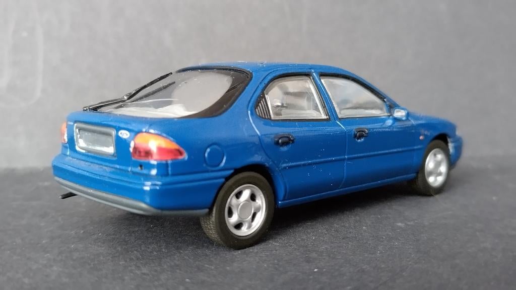 Ford Mondeo 1996 1:43 Minichamps Pol, Auto, Verzenden, Info@minichamps de, Zo goed als nieuw